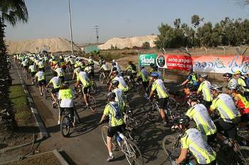 Bicycle riders